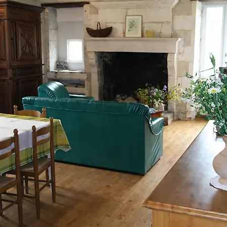 Grand Avec Piscine Entre Charente Et Perigord